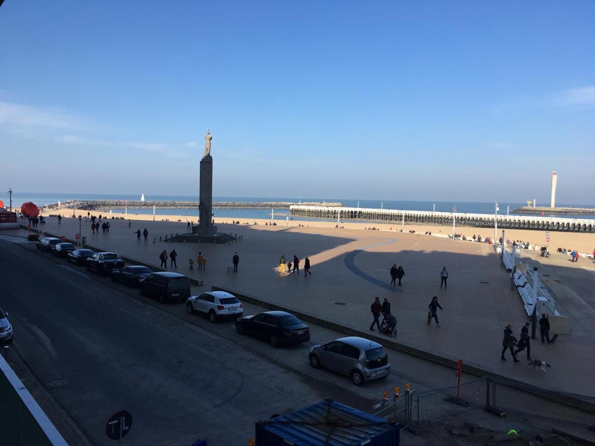 Prachtige Studio Met Havenzicht Oostende Exteriör bild